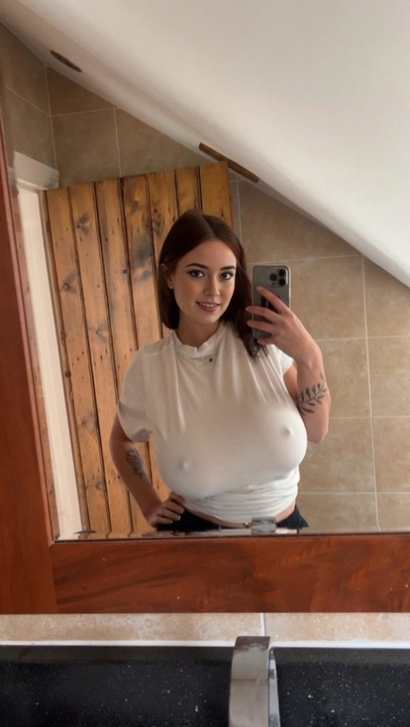 selfie s velikim sisama vrući seks slike