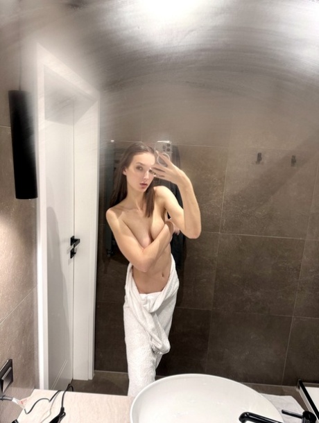 bikini seins nus beau nu image