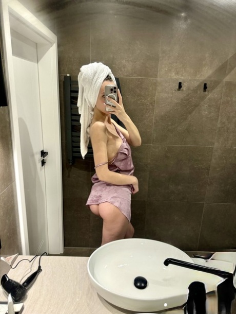 voorovergebogen selfie behoorlijk exclusief foto