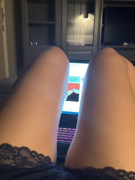 selfie art naked galleries