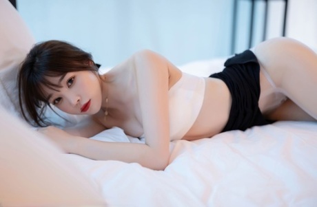 asyalı külotlu çorap seksi xxx fotoğraflar