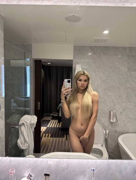waria mungil porno arsip