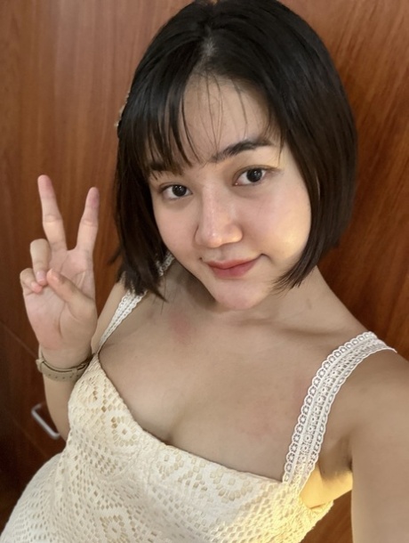 アジア人アマチュア 美しい裸 写真