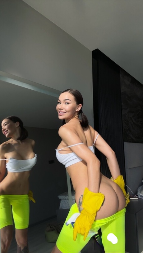 skinny yoga pants free xxx pics