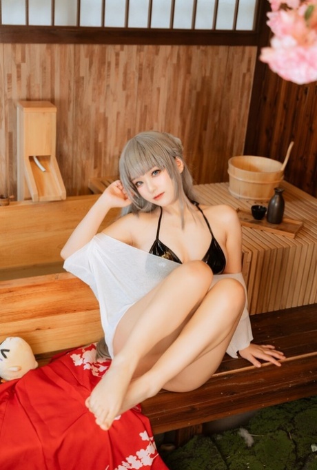 bikini da adolescente xxxart Immagine