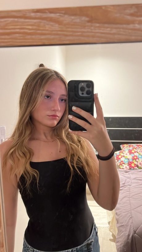 teen mirror erotic archive