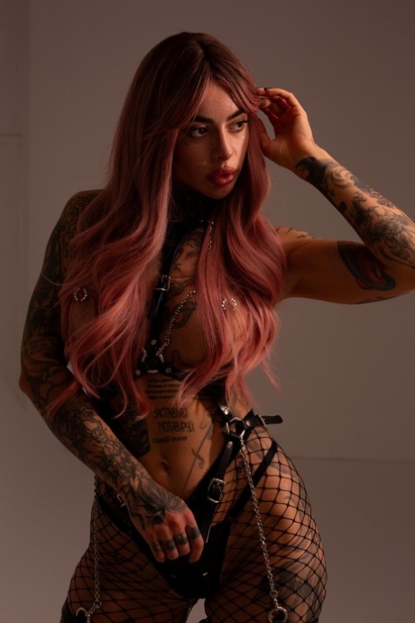 tetování s velkými prsy porno obrázky