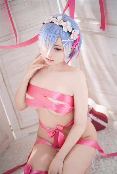 busty cosplay art nude pictures