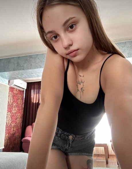 pequeña rubia xxx de alta calidad galería