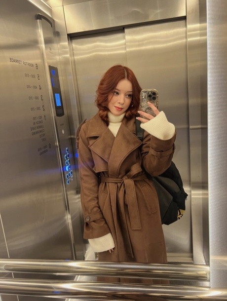 amateur tiener selfie naakten perfect afbeelding