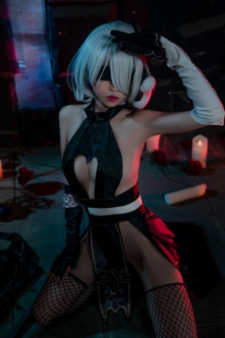 cosplay-alusvaatteet alaston kiva kuvia