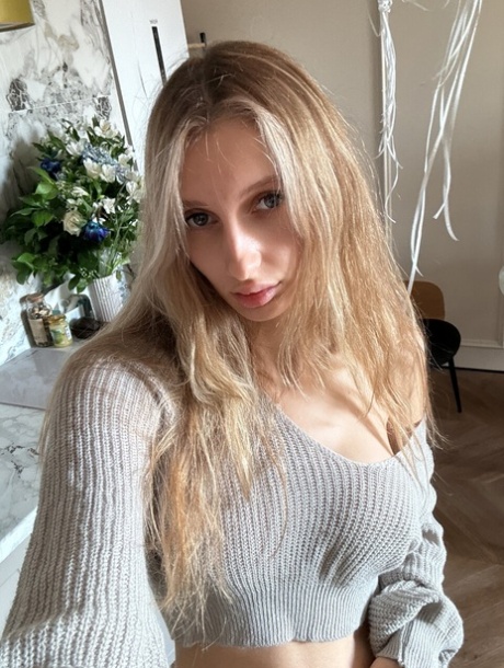 öffentliche Muschi erwachsene hübsche bild