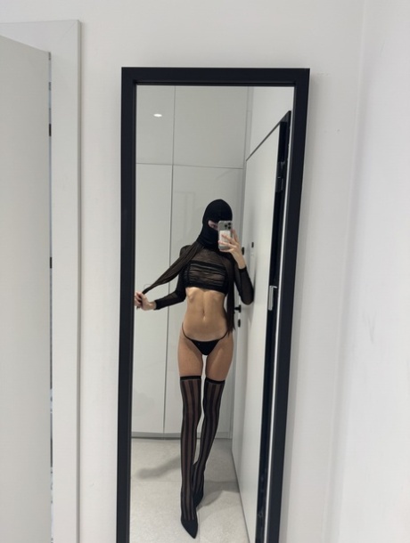 tinejdžersko ogledalo porno slika