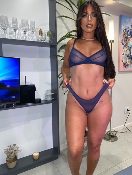 latina con curvas arte xxx archivo