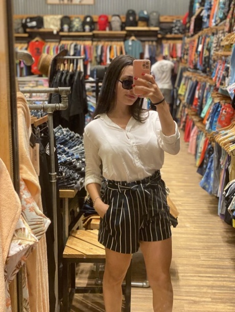 selfie erotic img