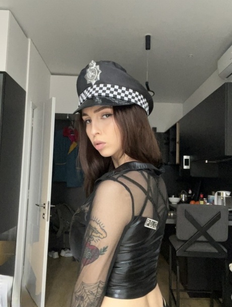 警察 免費色情 圖片