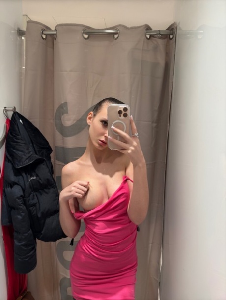odrasla osoba gola slike