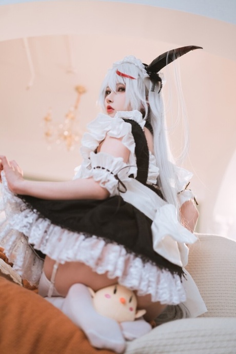 asian maid free sex archive