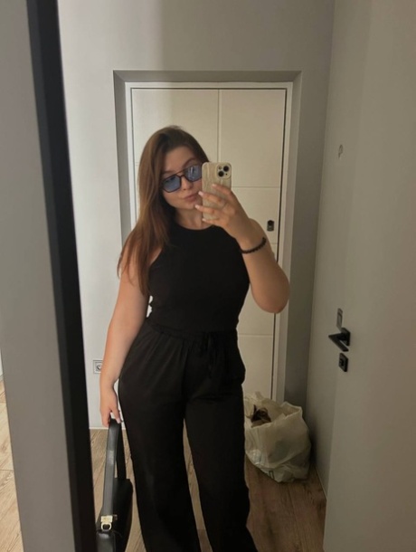 tự sướng trong gương xxx nghệ thuật hình ảnh
