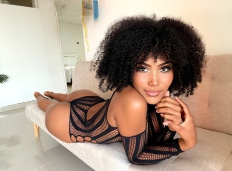 lingerie ébène sexy sympa photos