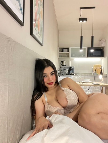 mempesona porno img