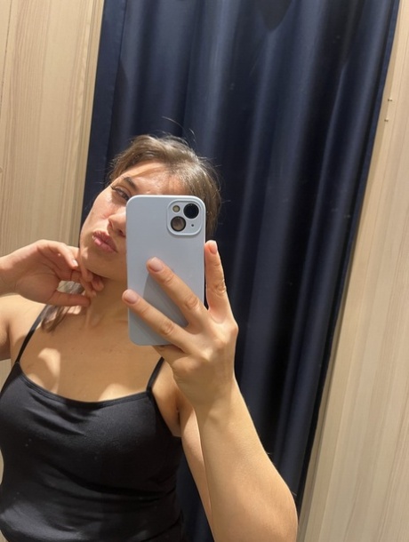 selfie no espelho erótico pornográfico imagem