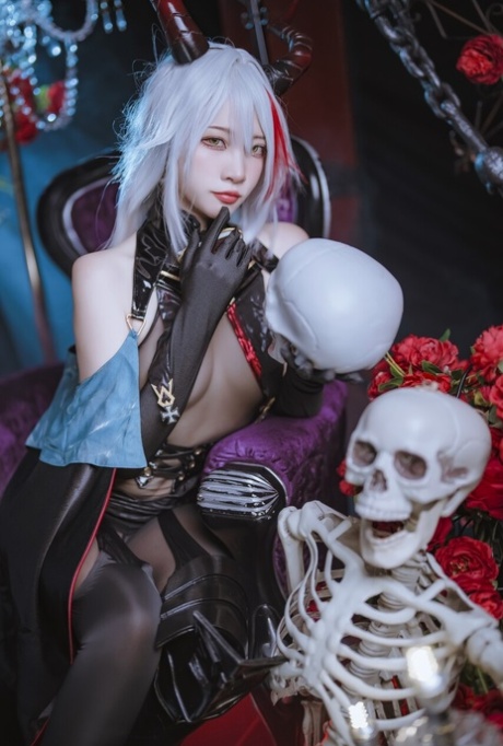cosplay lingerie sexy naked pictures