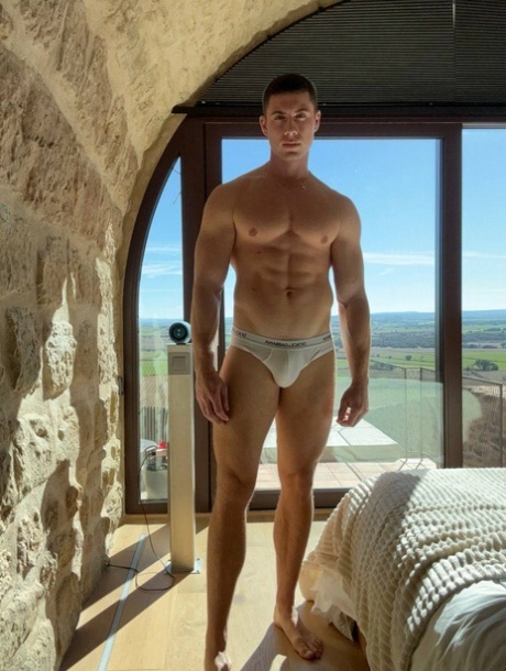 muscle exclusive pics