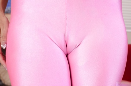 milf cammello piuttosto nudo gallerie