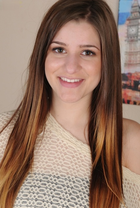 Teddi Rae pretty actress gallery