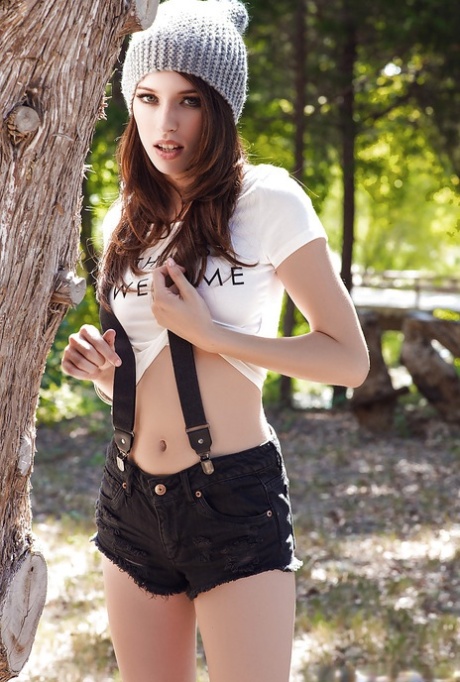 teen nudist sex photo