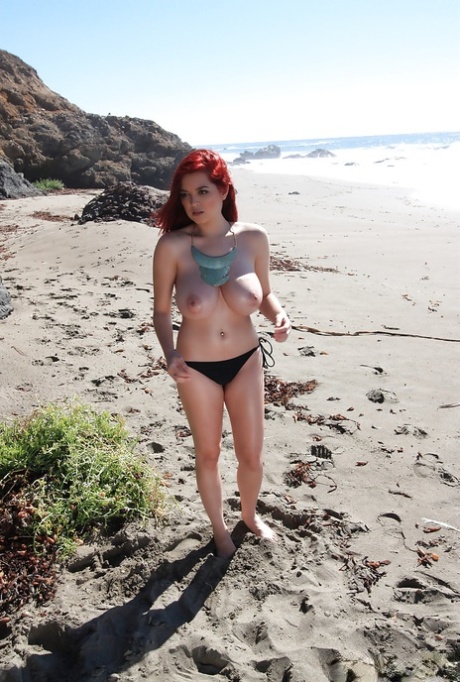 Tessa Fowler best model images