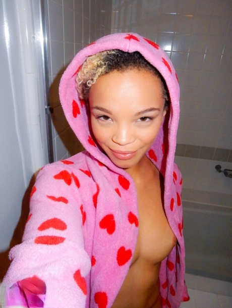 Ashley Luvbug star nude picture