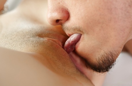 primo piano di figa che mangia sesso ad alta definizione archivio