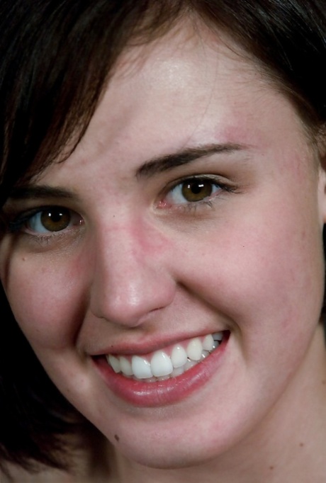 Brooke Lee pornographic model archive