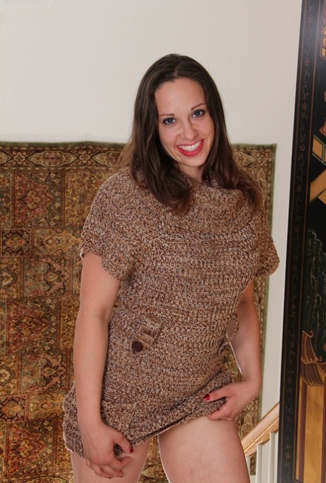 hot mature hot image