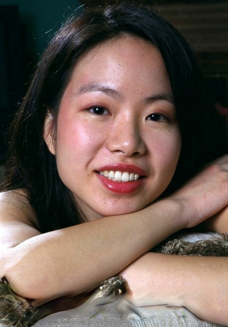 asiatisk ansigt nøgen porno kollektion