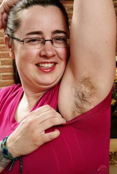 BBW madura peluda agradable erótico imagen