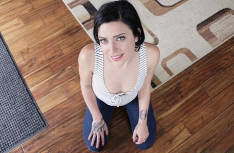 Stevie Foxx beautiful star image