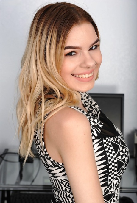 Cora Ora pornstar adult picture