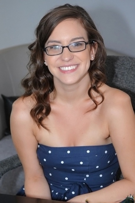 latina glasses beautiful images