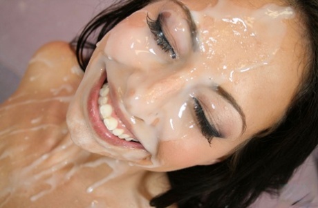 milf bukkake hd nudes foto