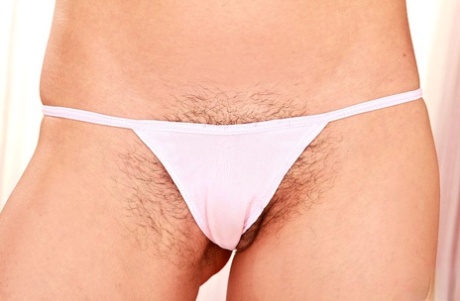 hårig bikini pornografisk hd bild