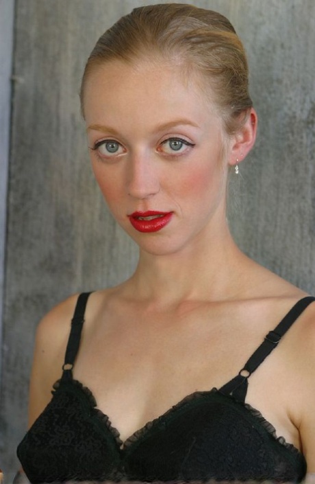 rode lippenstift volwassen pornografisch foto's