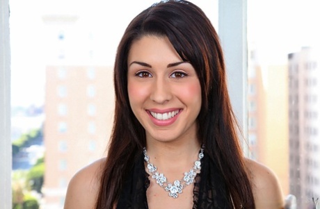 Natalie Nunez beautiful actress photo