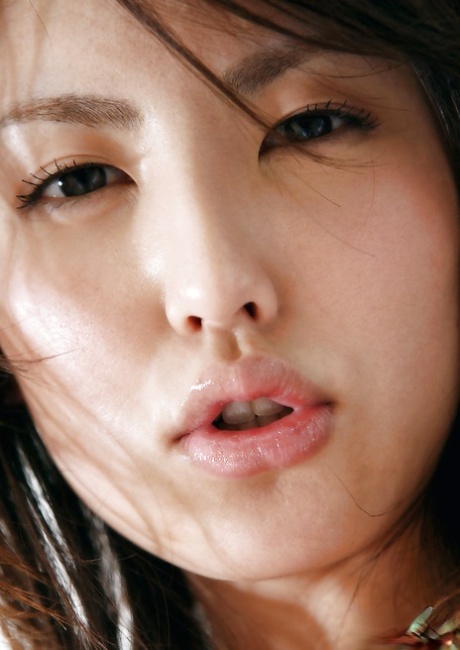 asiatiskt ansikte naket sex samling