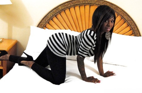 Tatiyana Foxx pornstar pretty photo