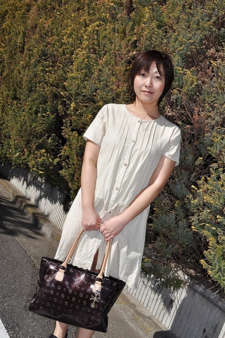japanese mom sexy images