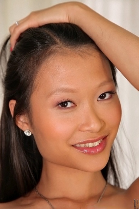 asiatisches Gesicht porno perfekte fotos