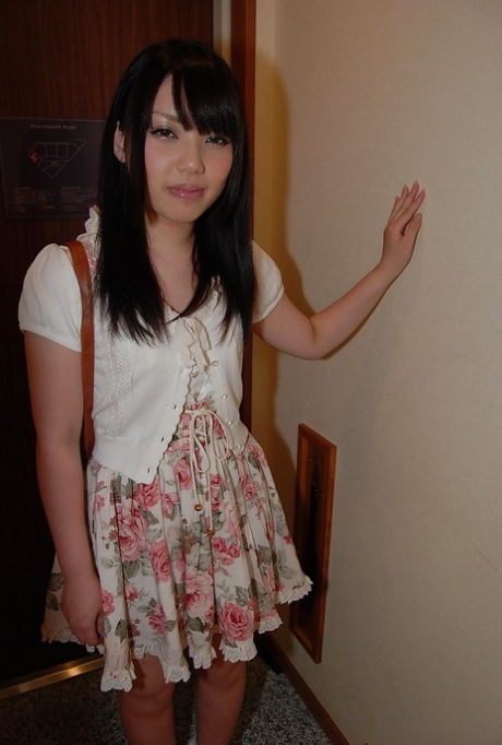 adult beautiful naked pictures